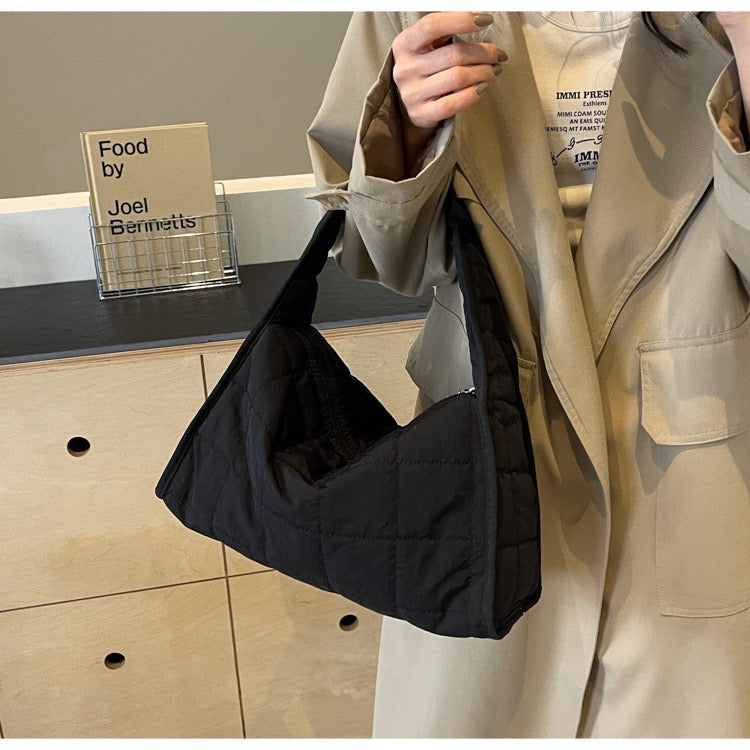 STOKADO Quilted Tote Bag – Large Capacity Shoulder Bag for Daily & Office Use E3053