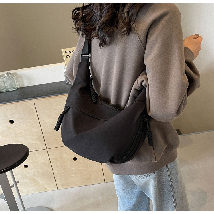 STOKADO Lightweight Nylon Crossbody Bag – Large Capacity Student Shoulder Bag E3060