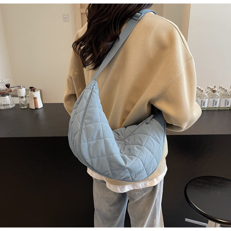 STOKADO Quilted Nylon Crossbody Bag – Lightweight Casual Sling Bag for Daily Unisex Use E3096