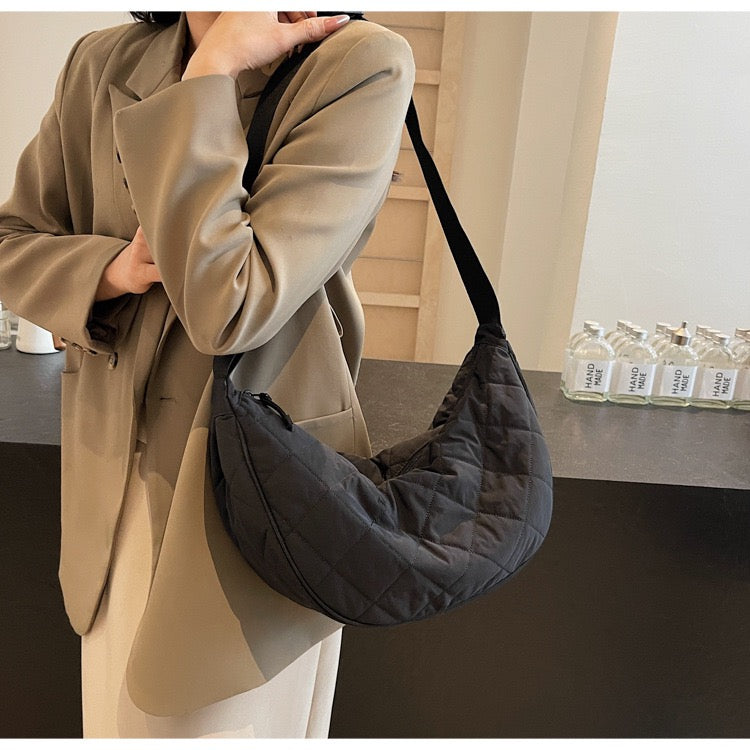 STOKADO Quilted Nylon Crossbody Bag – Lightweight Casual Sling Bag for Daily Unisex Use E3096