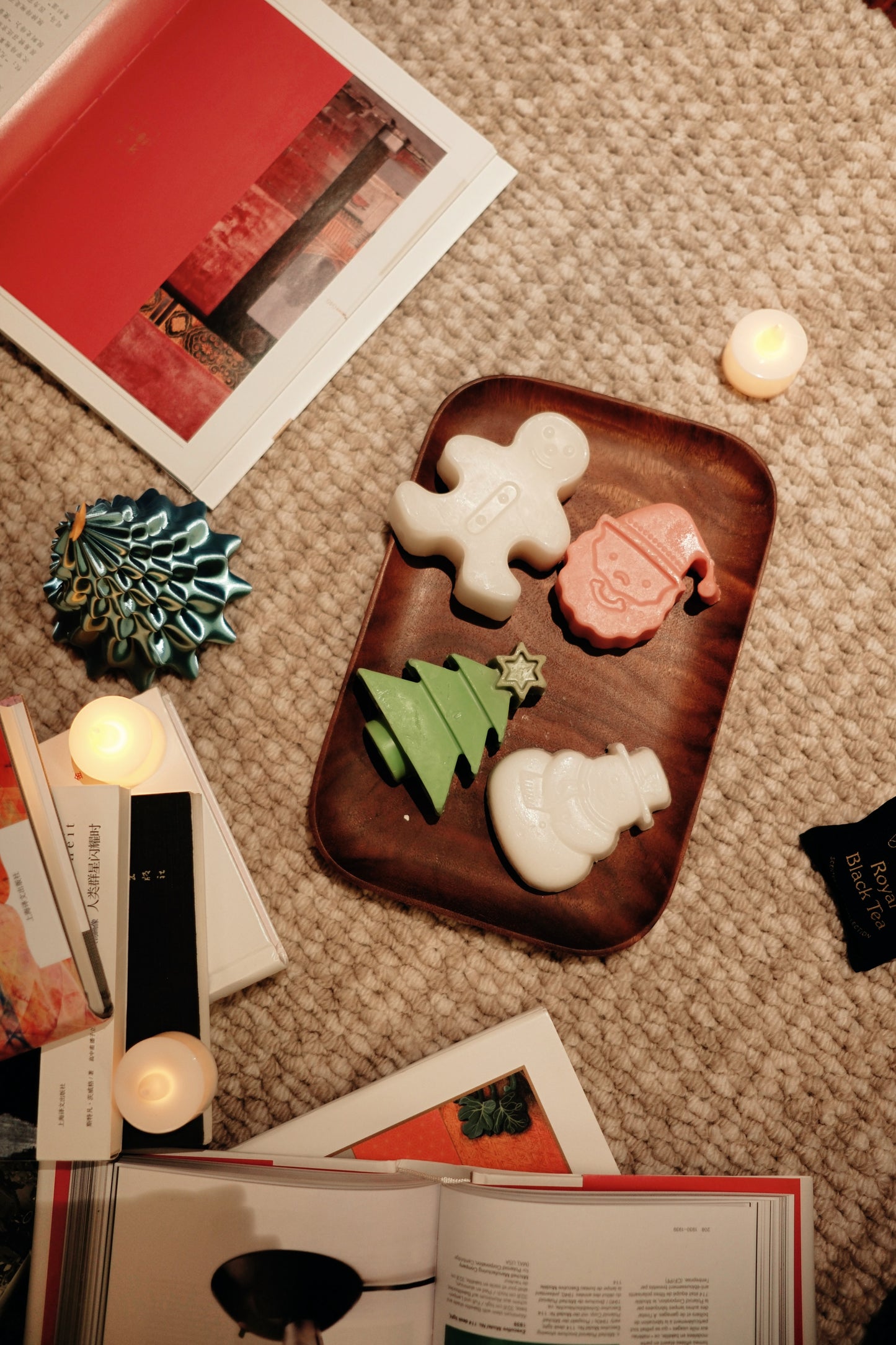 STOKADO Handmade Christmas Soap Gift Set – Natural Holiday Soaps (Tree/Gingerbread/Bell/Snowman) | Cute Stocking Stuffers + Gift Bag